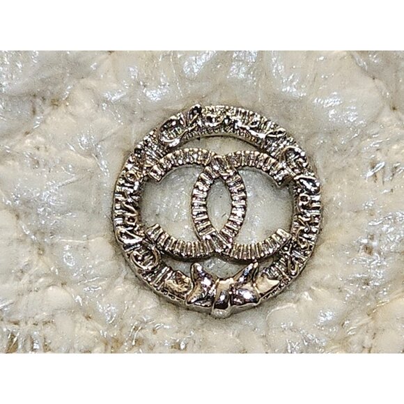 CHANEL Coco Mark Coated Tweed CC Long Wallet Zip Flap White Textured Italy +Box - Picture 3 of 16